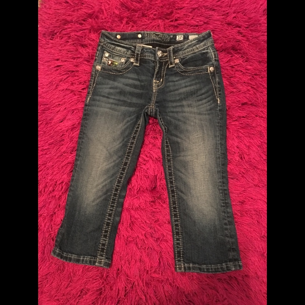 ☆ Miss Me capri shorts